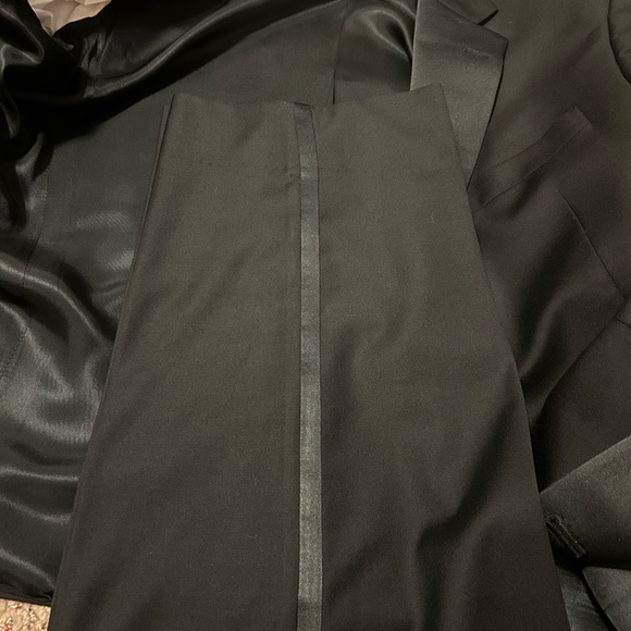 hart schaffner marx tuxedo 42S - Picture 9 of 10